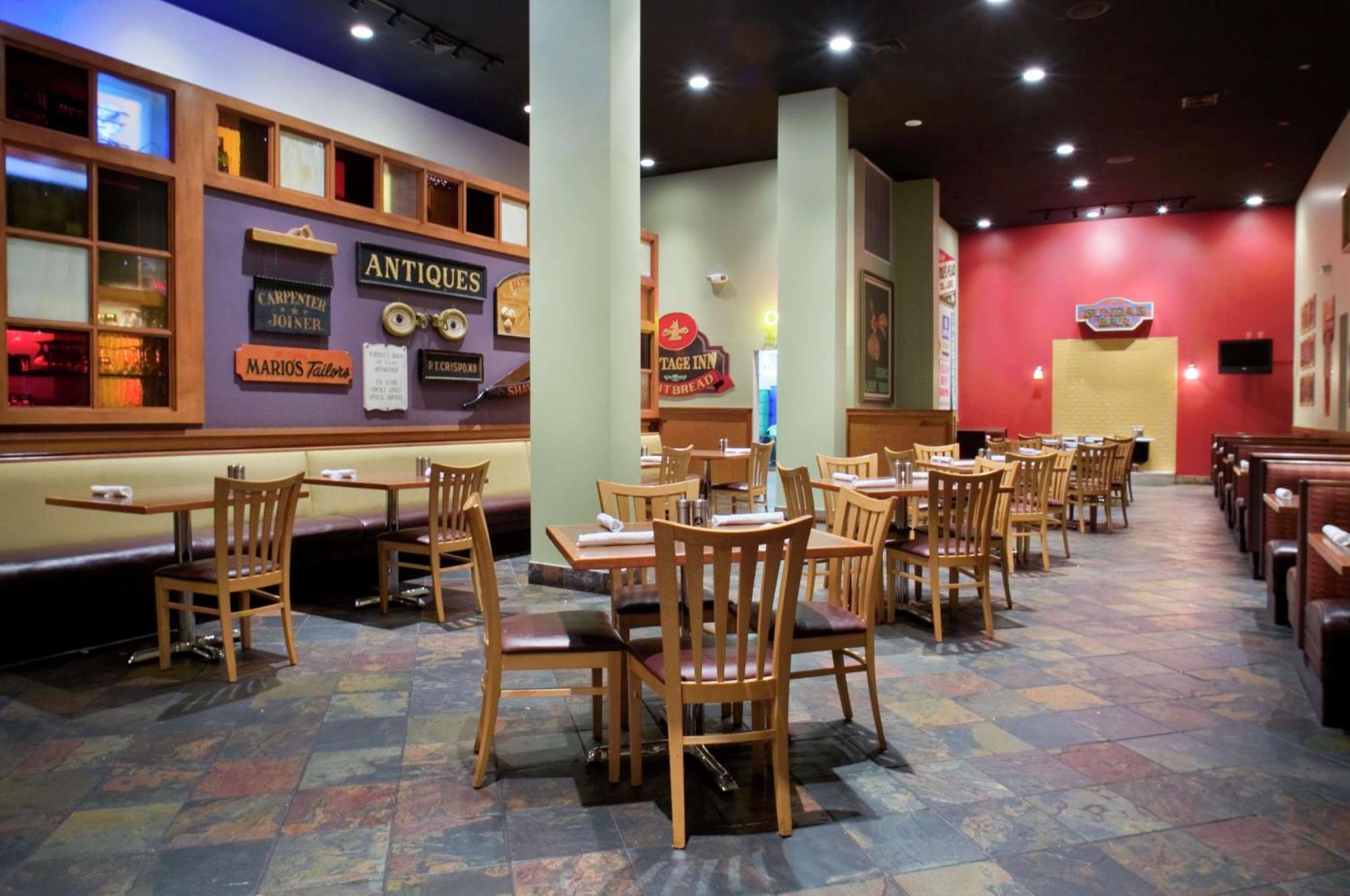 Отель Doubletree By Hilton Norfolk Airport Экстерьер фото